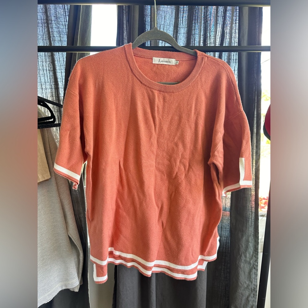 Sweater top very soft!